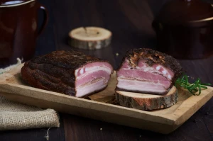 Boczek pieczony z czosnkiem 1kg